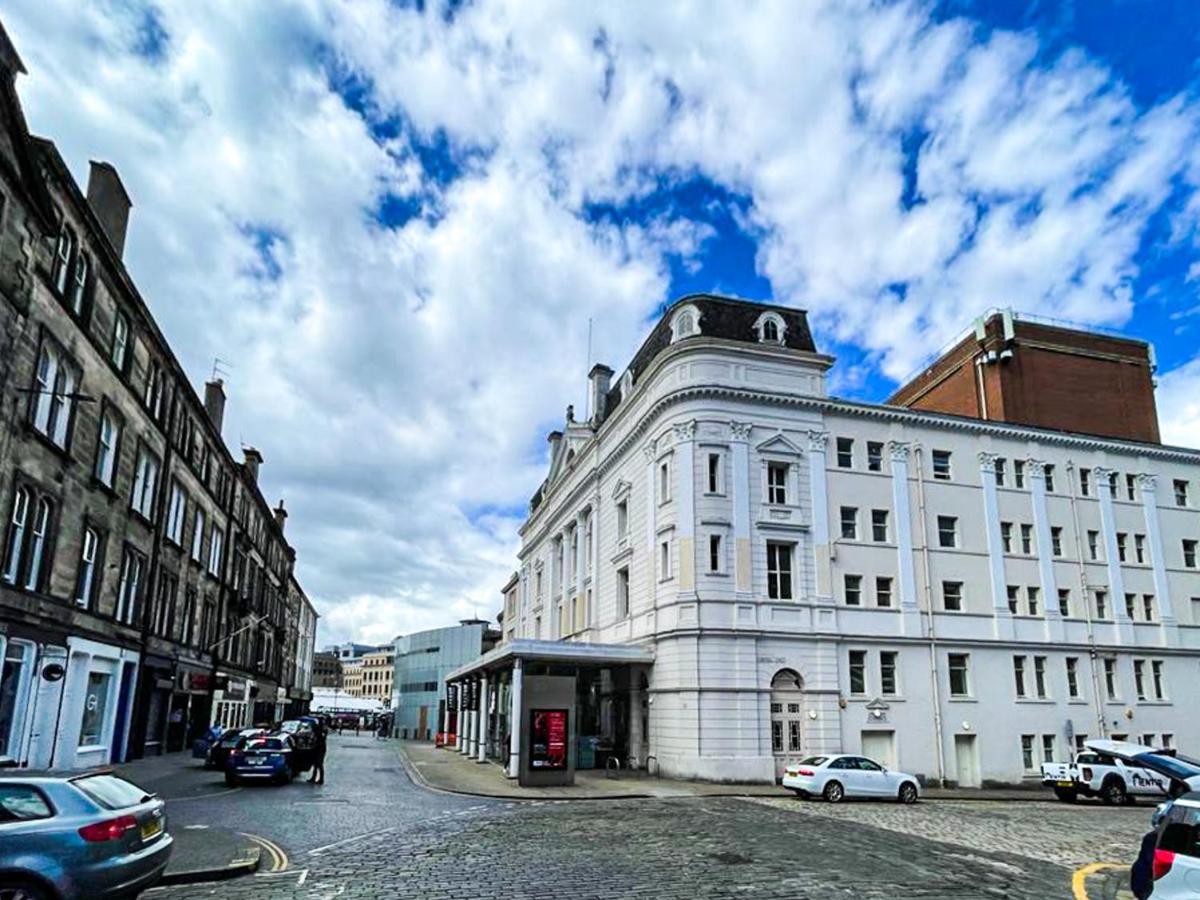 Desirable 2 Bed Apt Near Edinburgh Castle Exterior photo